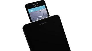 Asus Padfone mini is a 4-inch phone and 7-inch tablet in one