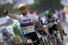 Mark Cavendish (Team Sky) triumphs in his first Tour de France stage win outside of France