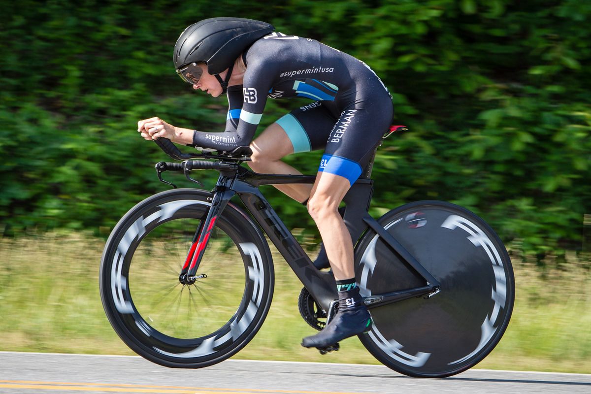 Scotti Lechuga (Hagens Berman-Supermint) heads out on course during the US time trial championship.