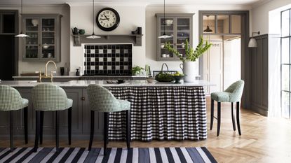Decorating with gingham