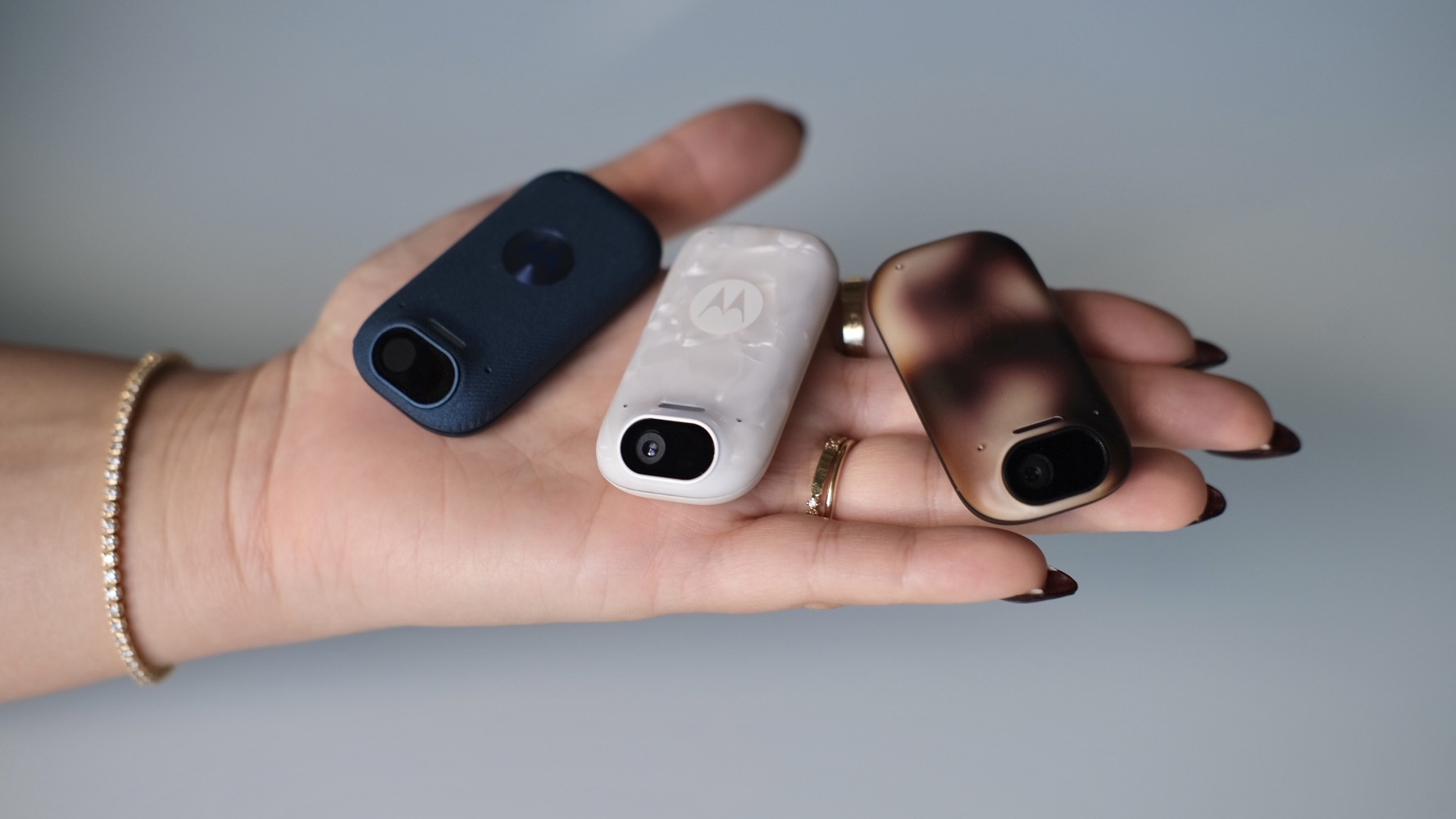 Leaked images of wearable Motorola device