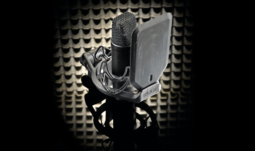 RODE NT1 Signature Series Large-Diaphragm Condenser Microphone