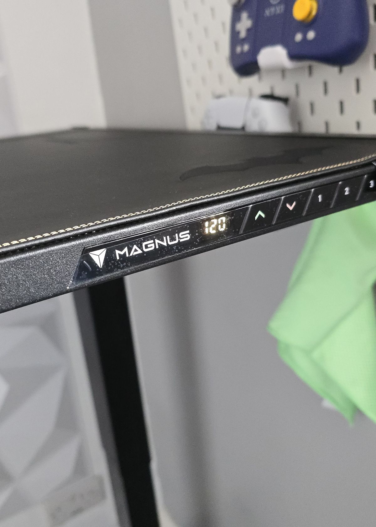 Secretlab MAGNUS Pro XL desk review