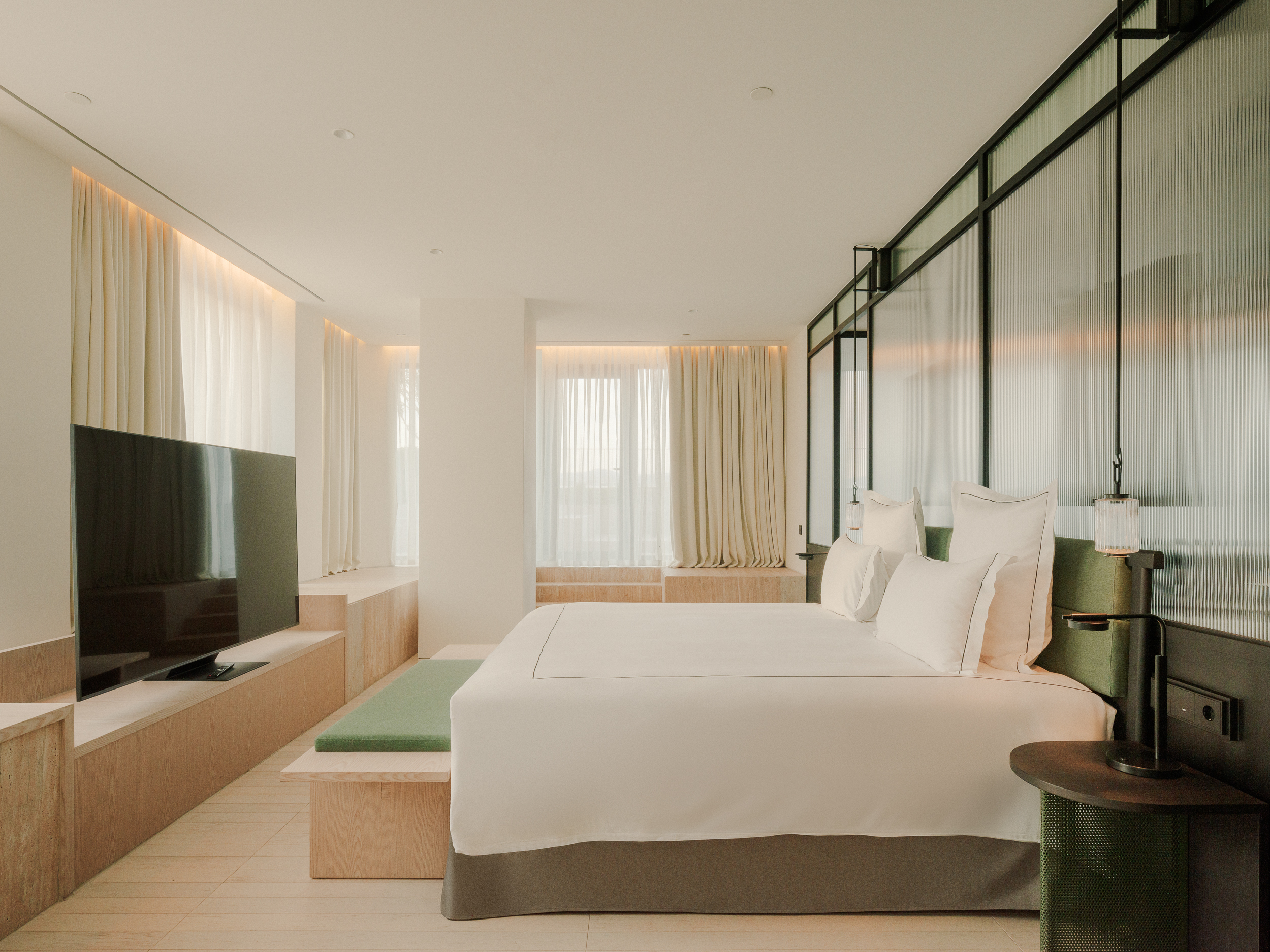 the telegraph hotel tbilisi review