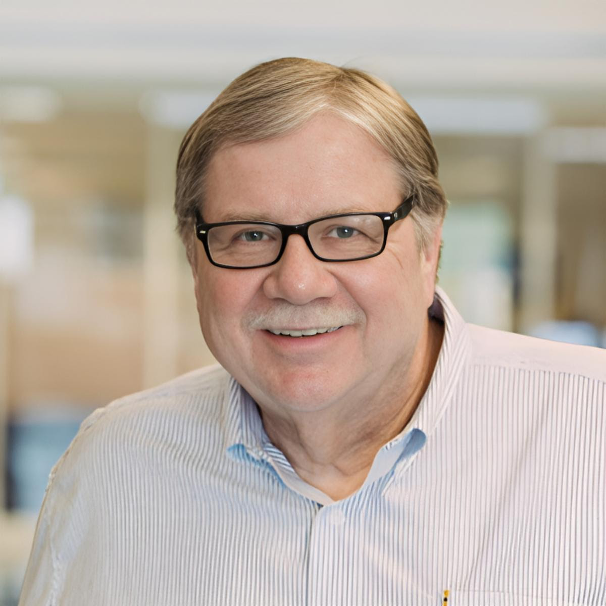 Smiling headshot of Wally Whinna who was appointed to AVPro Global Advisory Board.
