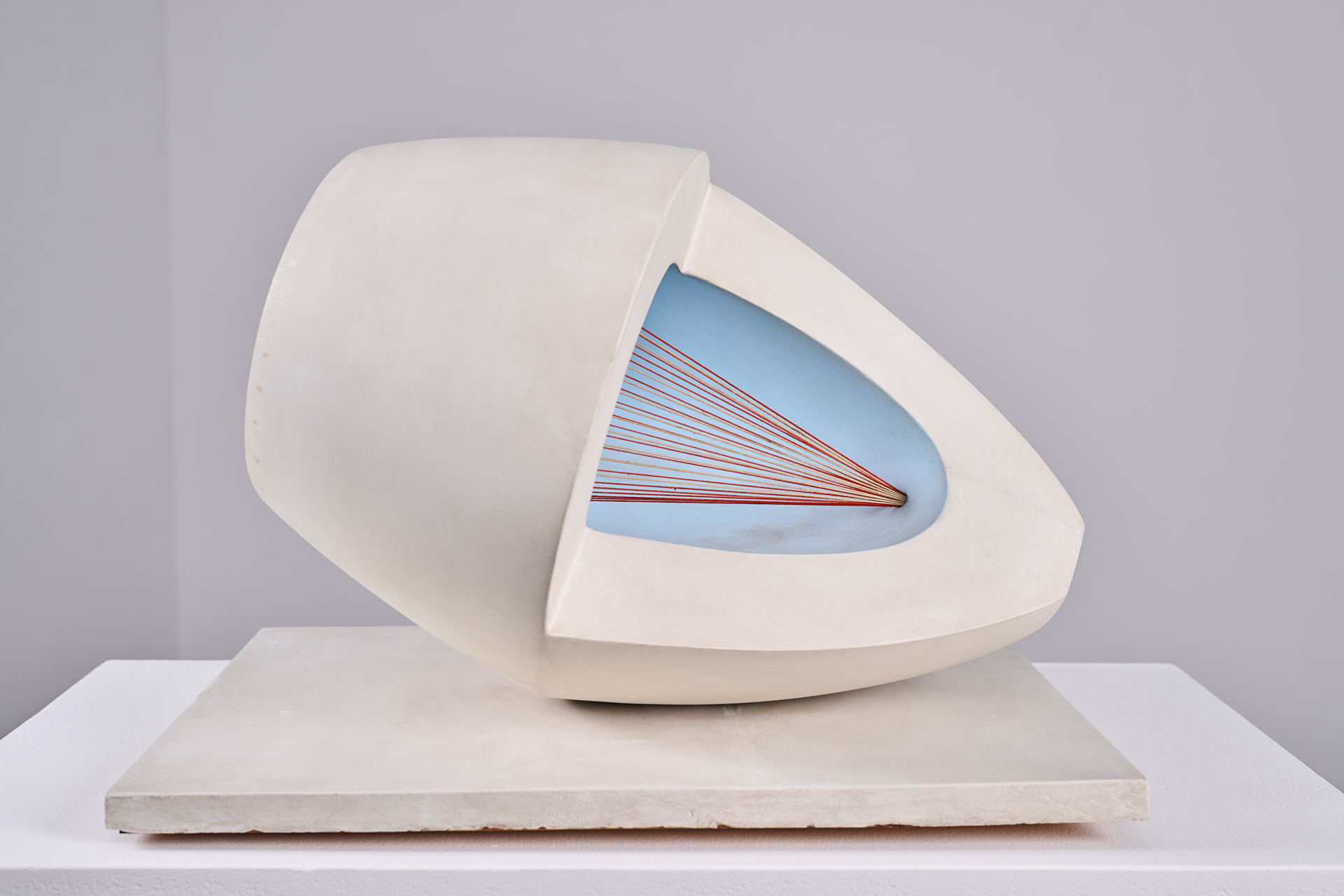 barbara hepworth sculpture