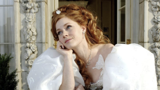 Amy Adams in "Happy Working Song"