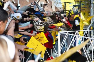 Fans clamour for an autograph from Lance Armstrong at the 2009 Tour of California.