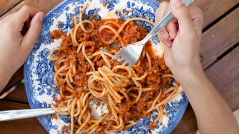 Spaghetti bolognese: learn how to make spag bol from scratch | Real Homes