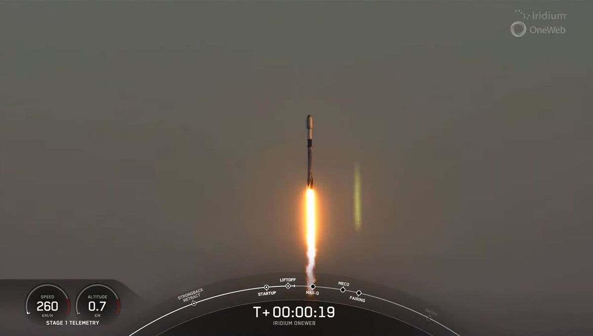 SpaceX, OneWeb 및 Iridium 위성 21개 발사, 놀라운 비디오로 로켓 착륙