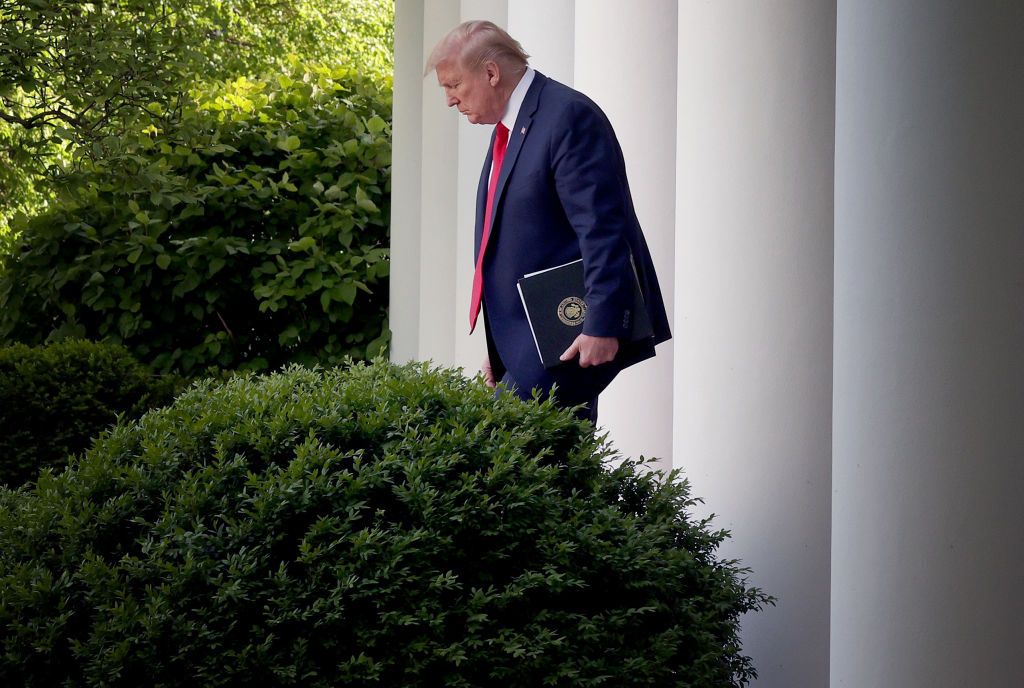 Trump heads to the Rose Garden