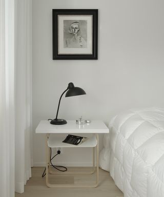 Finnish interior design style tips, minimalist bedroom in Finland