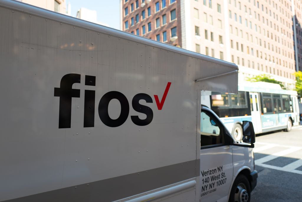 Verizon Fios truck