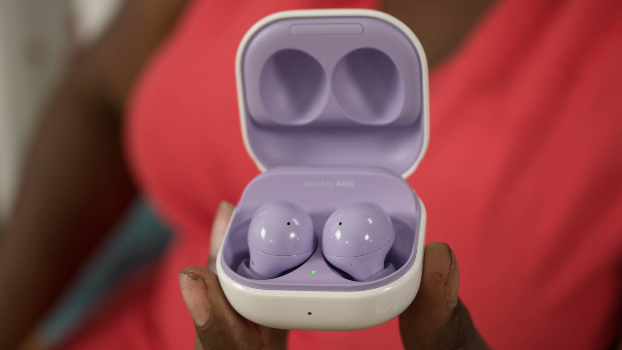 best noise-cancelling earbuds: Samsung Galaxy Buds 2