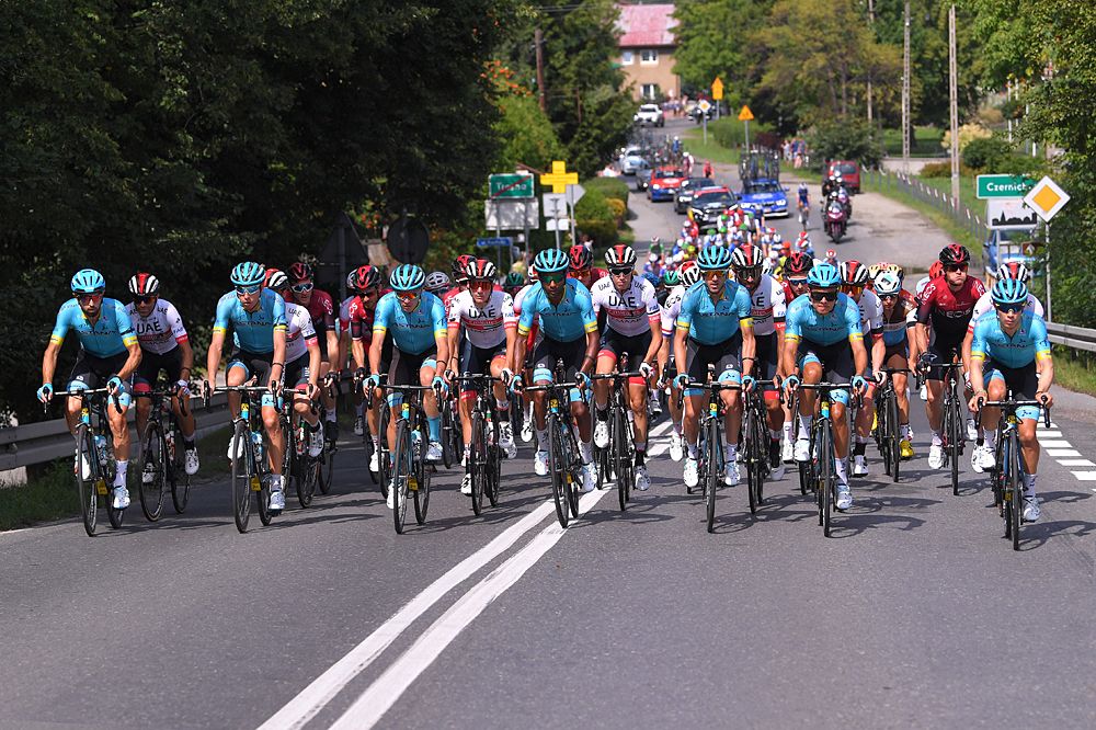 The peloton during a neutralised stage 4 in memory of Bjorg Lambrecht at the Tour de Pologne
