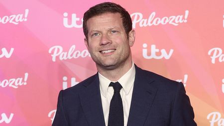 Dermot O'Leary, Who is Dermot O'Leary married to?