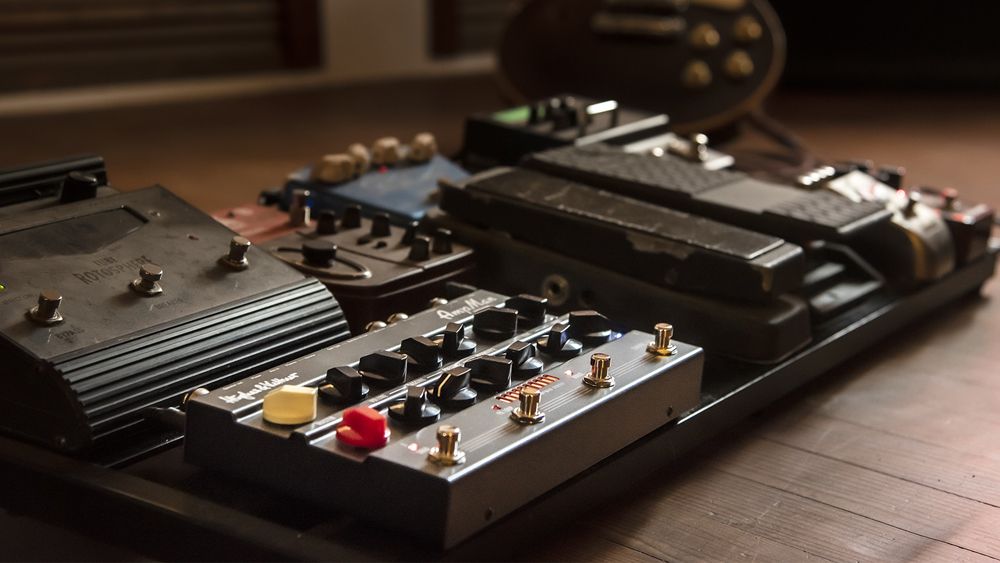 Hughes &amp; Kettner AmpMan pedals
