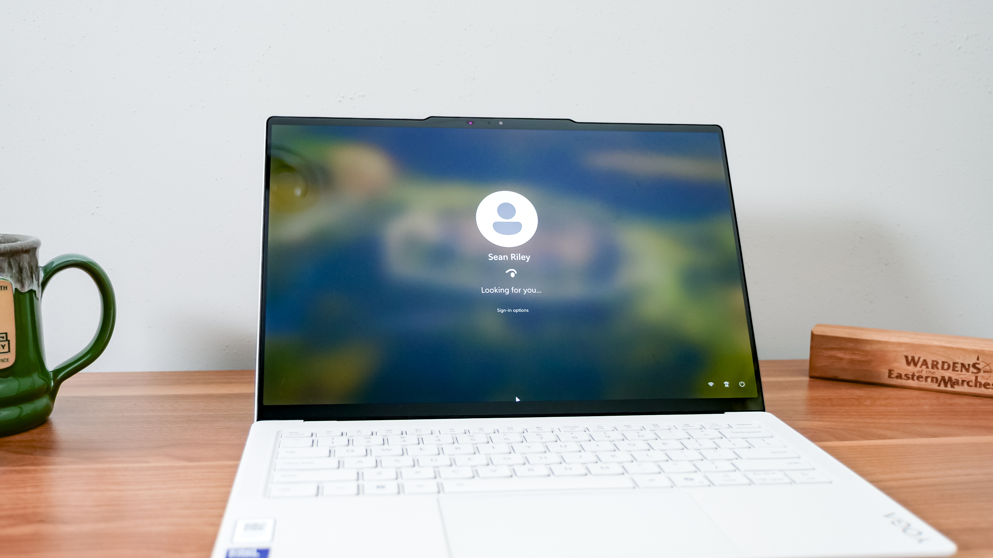 Lenovo Yoga Slim 7i Ultra Aura Edition
