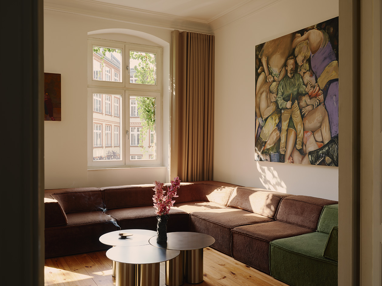 BWGTBLD gallery and office interior, historic interior with lots of art and cosy but upmarket atmosphere