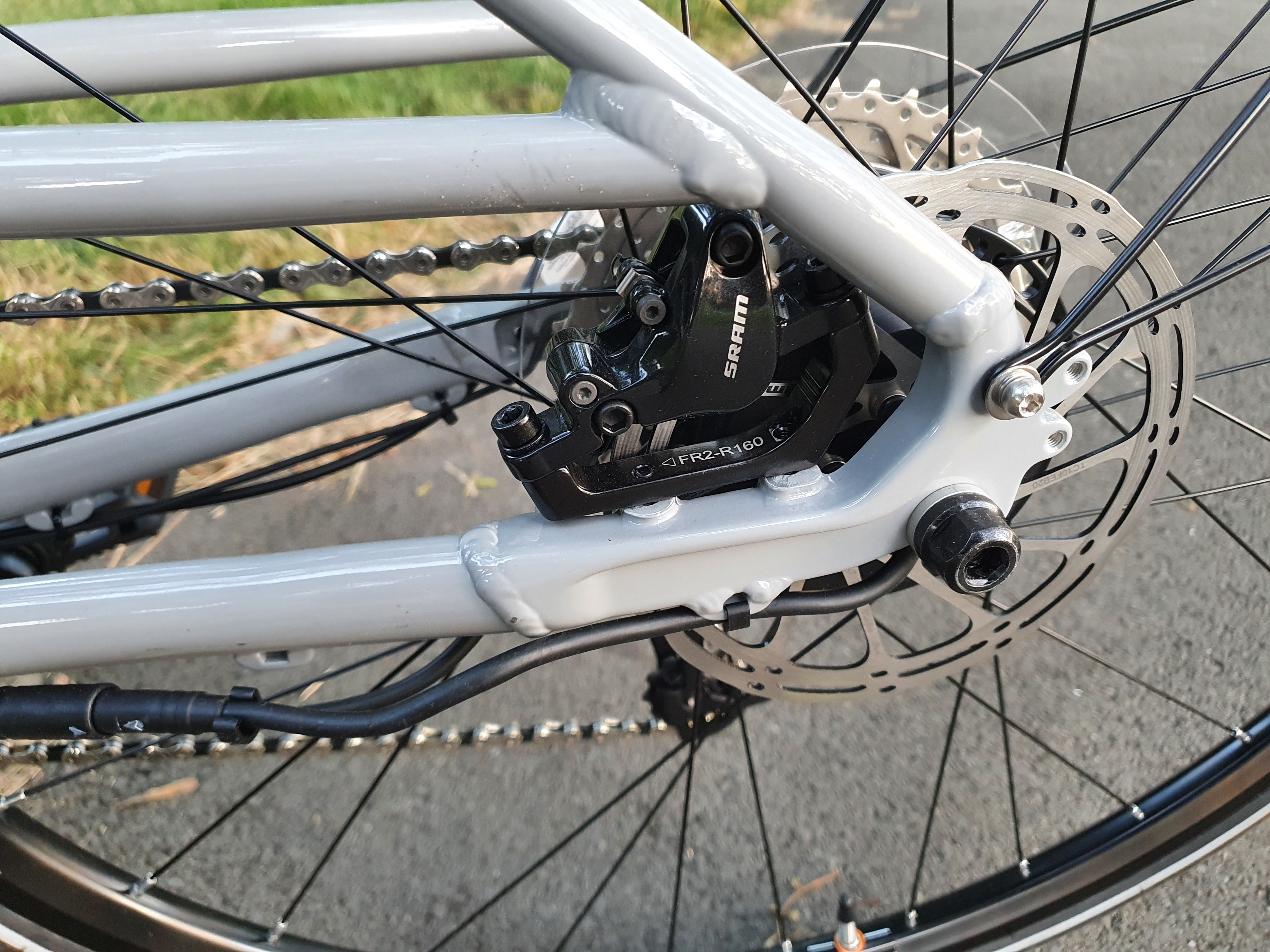 Islabikes SRAM brakes with 160mm rotors