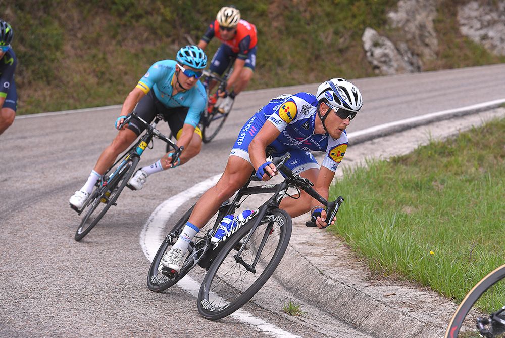 Matteo Trentin on a descent during stage 18 at the Vuelta