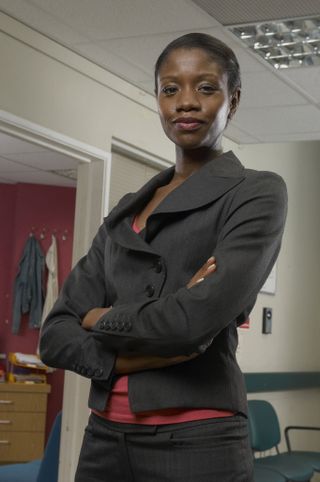 Thandie quits Holby