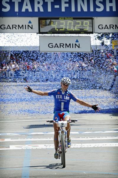 Mirko Celestino (Italy) celebrates a third place