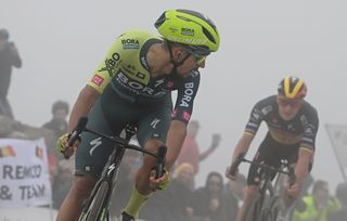 Dani Martinez beat Remco Evenepoel to win stage 2 of the 2024 Volta ao Algarve