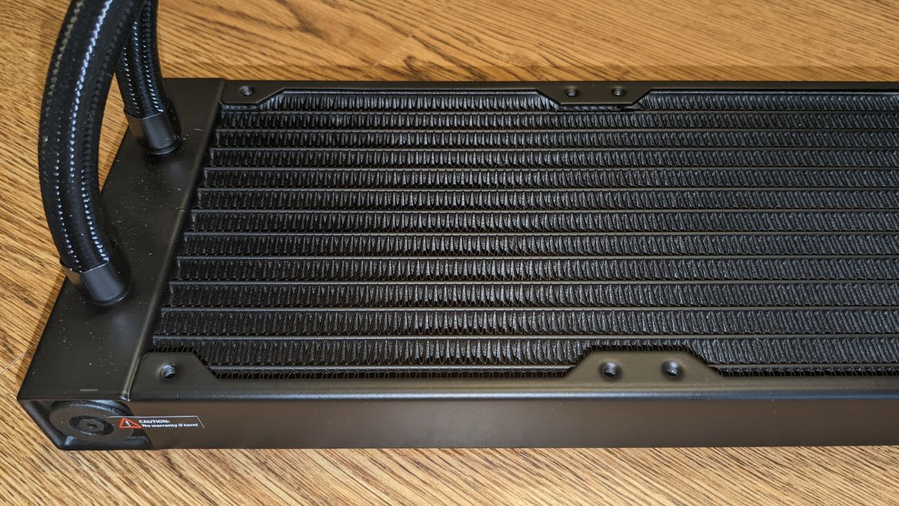 DeepCool LT720 AIO