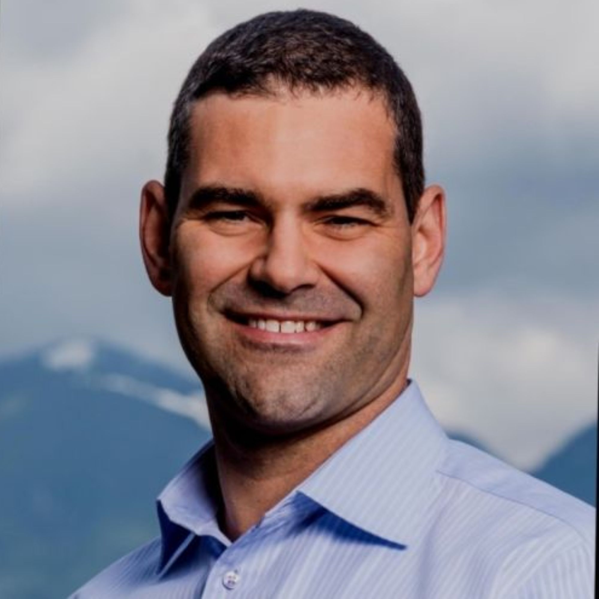 A headshot of Scott Harden