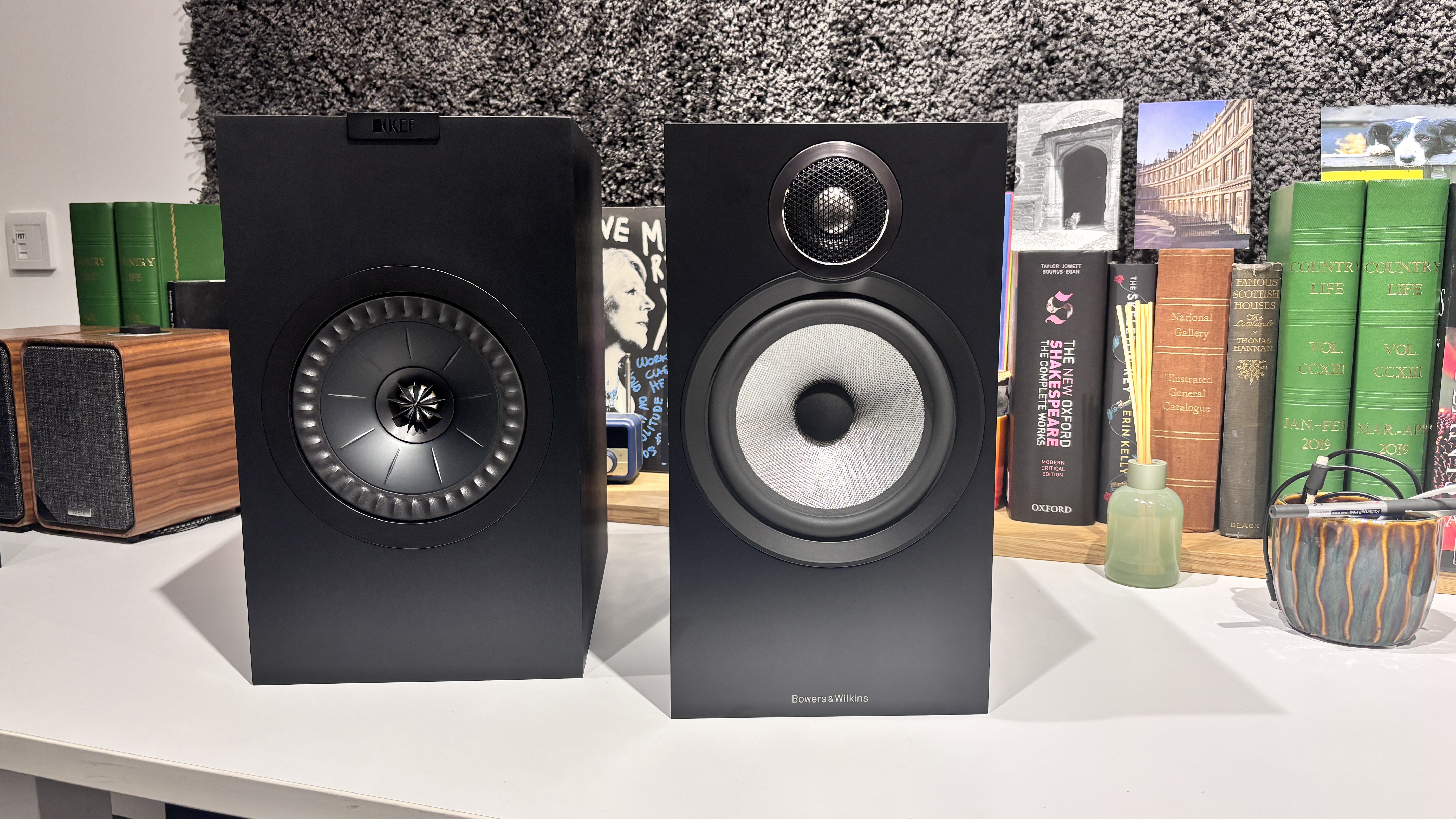 KEF Q3 Meta vs B&amp;amp;W 606 S3 standmounts in black