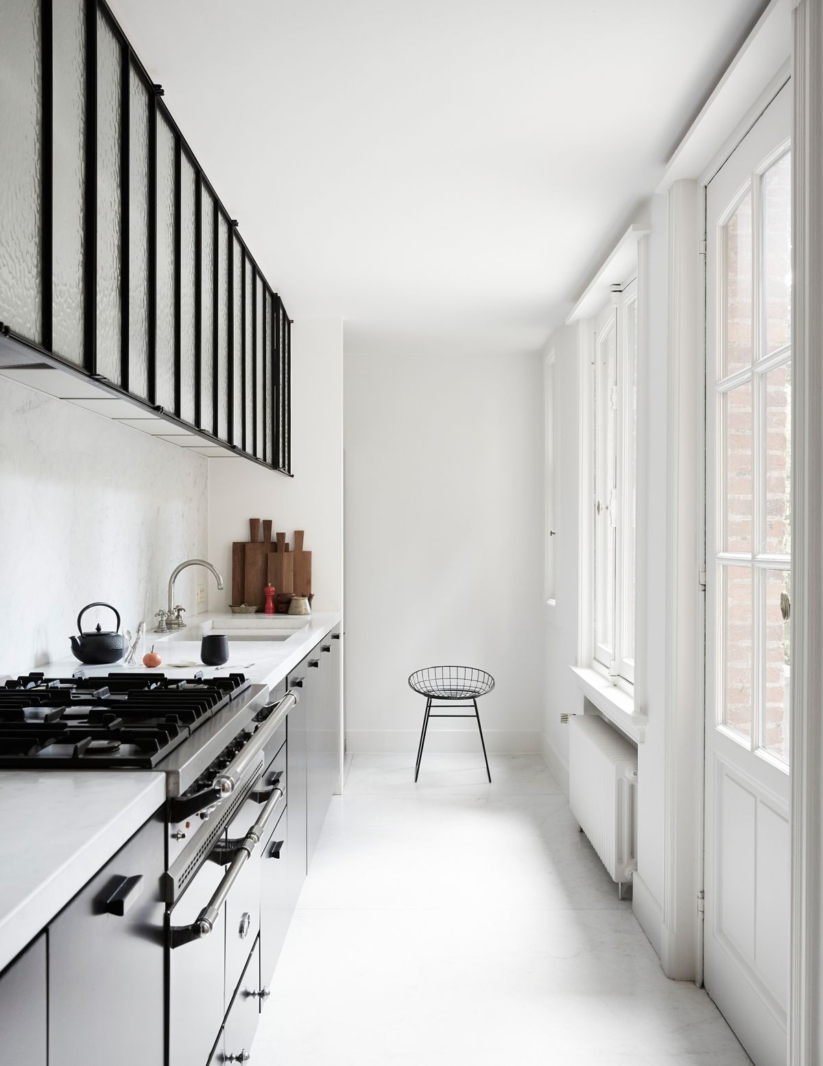 Explore this stunning Belgian townhouse - a lesson in decorating with ...