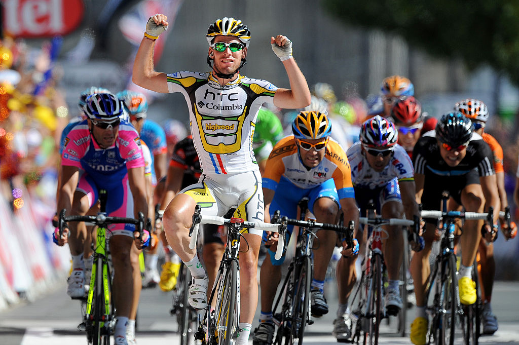 Mark Cavendish wins stage 18 of the 2010 Tour de France in Bordeaux