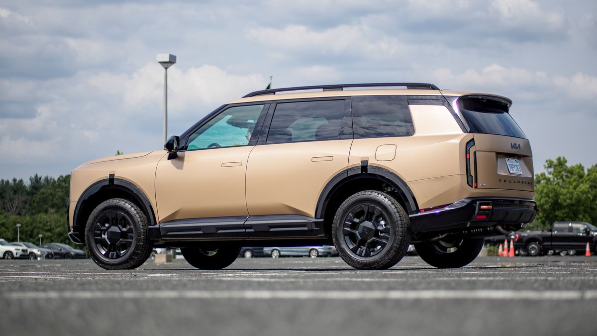 2027 Kia Telluride review.