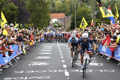 Benoit Cosnefroy attacks at the 2021 Road World Championships