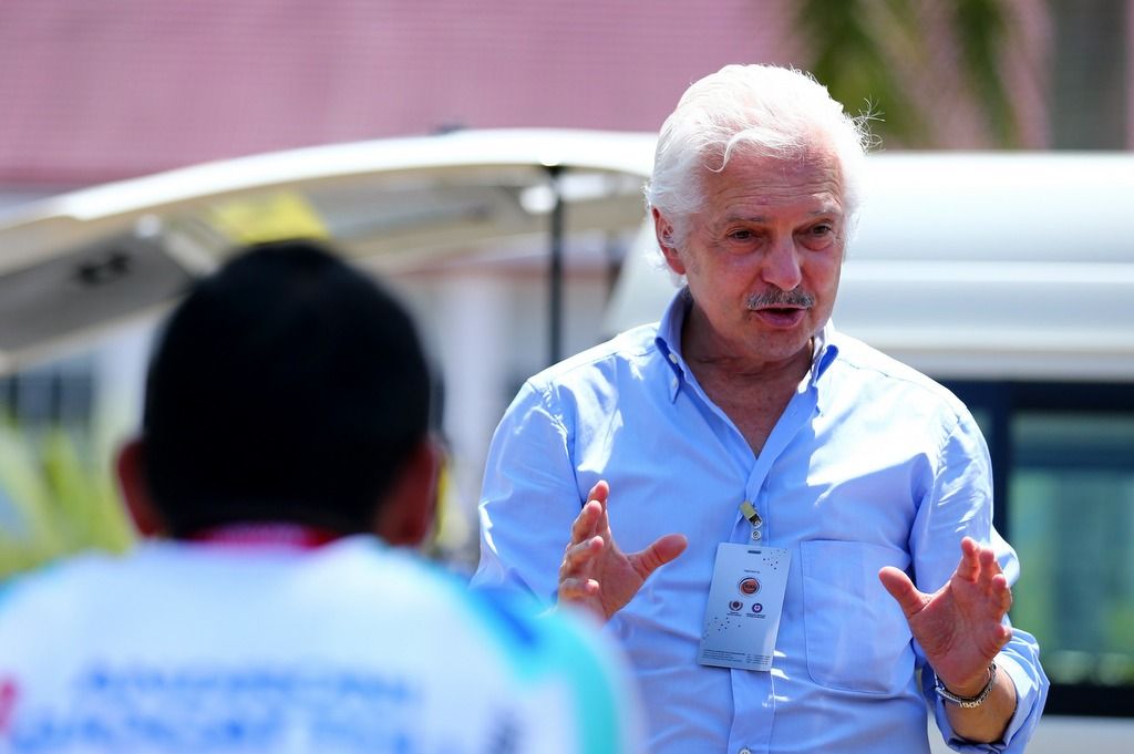 Gianni Savio giving instructions for the stage