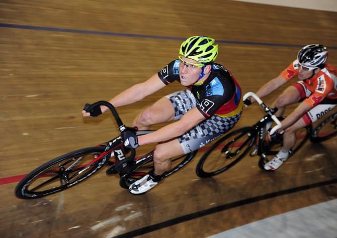 Marcel Katz in action during a Madison.