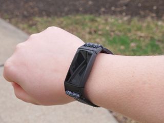 Fitbit Charge 4 Review