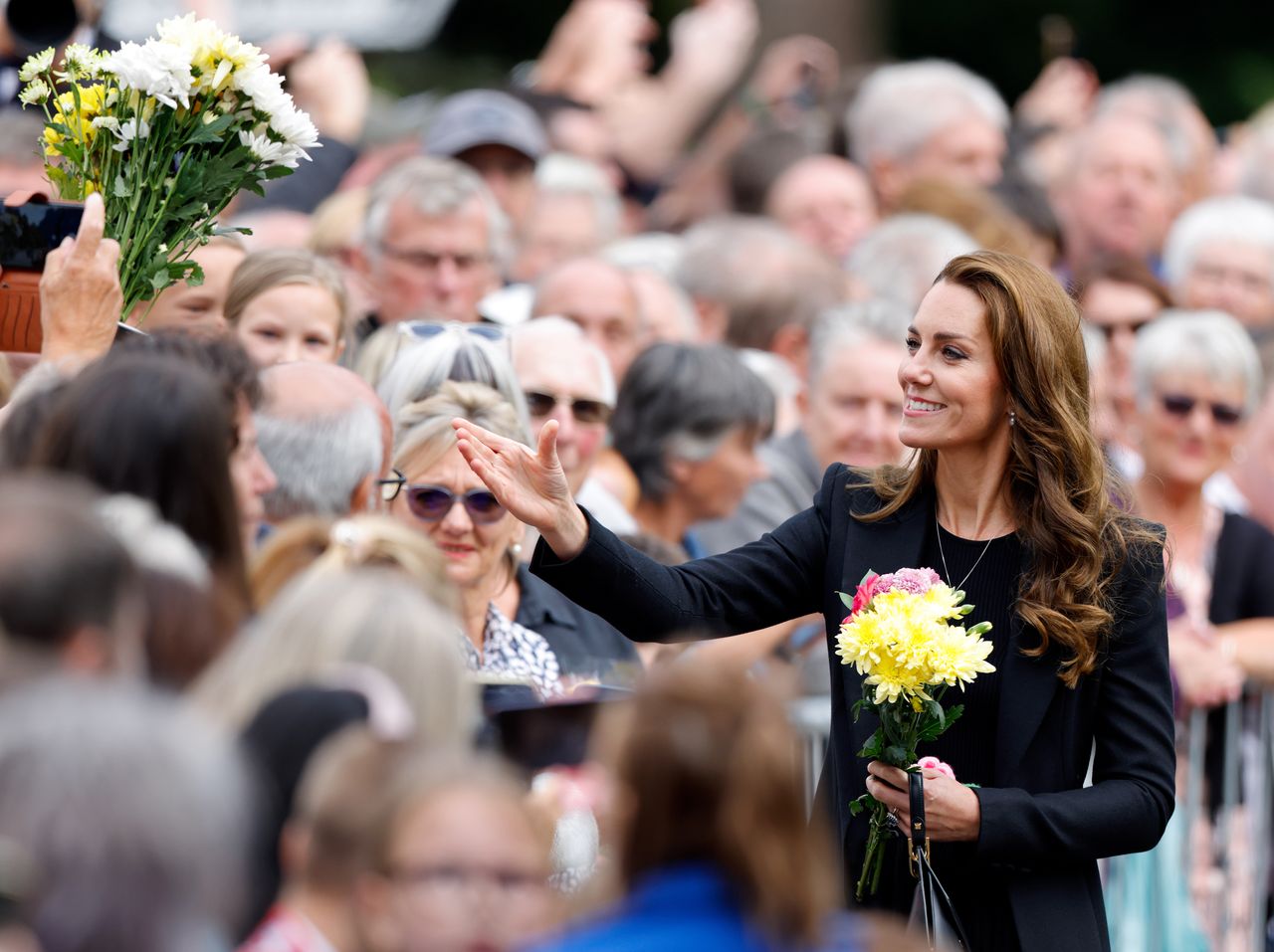 Kate Middleton collects flowers