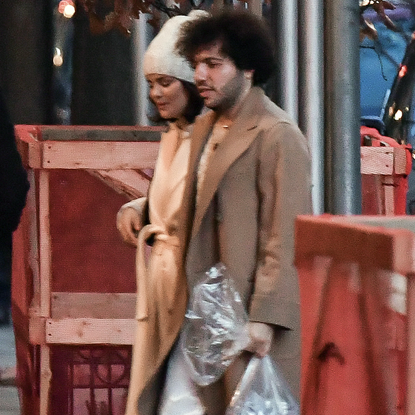 Selena Gomez and Benny Blanco spotted for the first time together since engagement news in New York City. The happy couple head out to a holiday party on Christmas night. The pop superstar and actress shared that Benny popped the question recently after a year of dating.