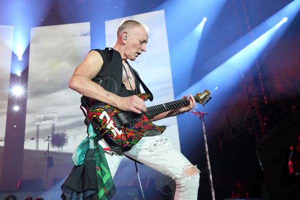 Def Leppard onstage in Atlanta