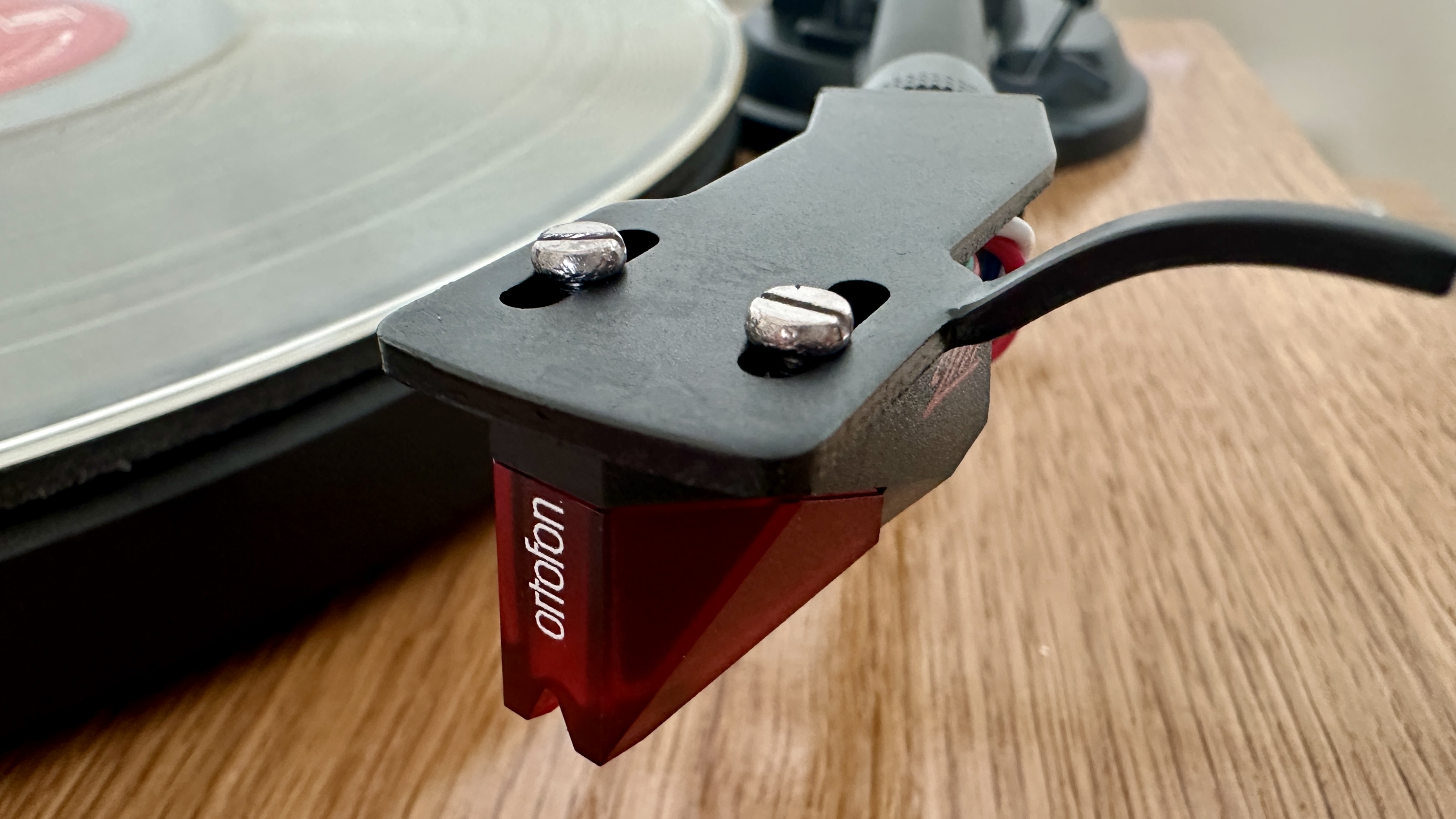 Ortofon 2M Red cartridge on the Gadhouse Duke & Roy stereo system