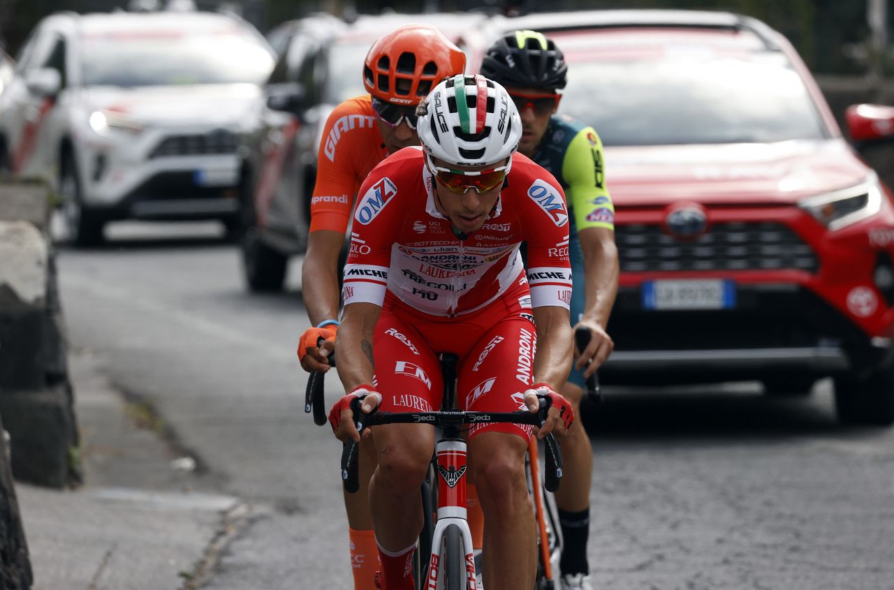 Simon Pellaud (Androni Giocattoli - Sidermec) leads the breakaway during stage 4 at the Giro d'Italia