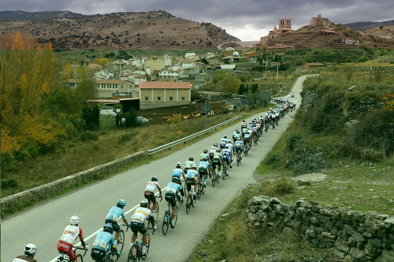 Cycling: Vuelta Espa&Atilde;&plusmn;a 2020 / Tour Spain 2020 / 3 Etapa / 3 Stage /
BUNCH / PELOTON /
Lodosa - Laguna Negra (166,1 km) 22-10-2020/
Vuelta Espa&Atilde;&plusmn;a 2020 / Tour Spain 2020 / 3 Etapa / 3 Stage /
Luis Angel Gomez
&Acirc;&copy;PHOTOGOMEZSPORT2020