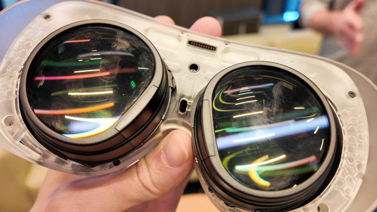 Hands-on with Valve's new VR headset, the Steam Frame, during an interview at Valve HQ in Bellevue, Washington.
