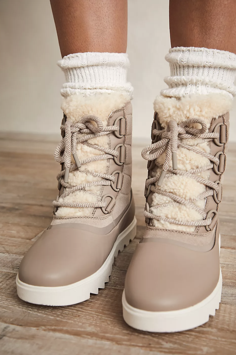 29 Cute Snow Boots for Women Stylish Winter Boots 2021 Marie Claire (US)