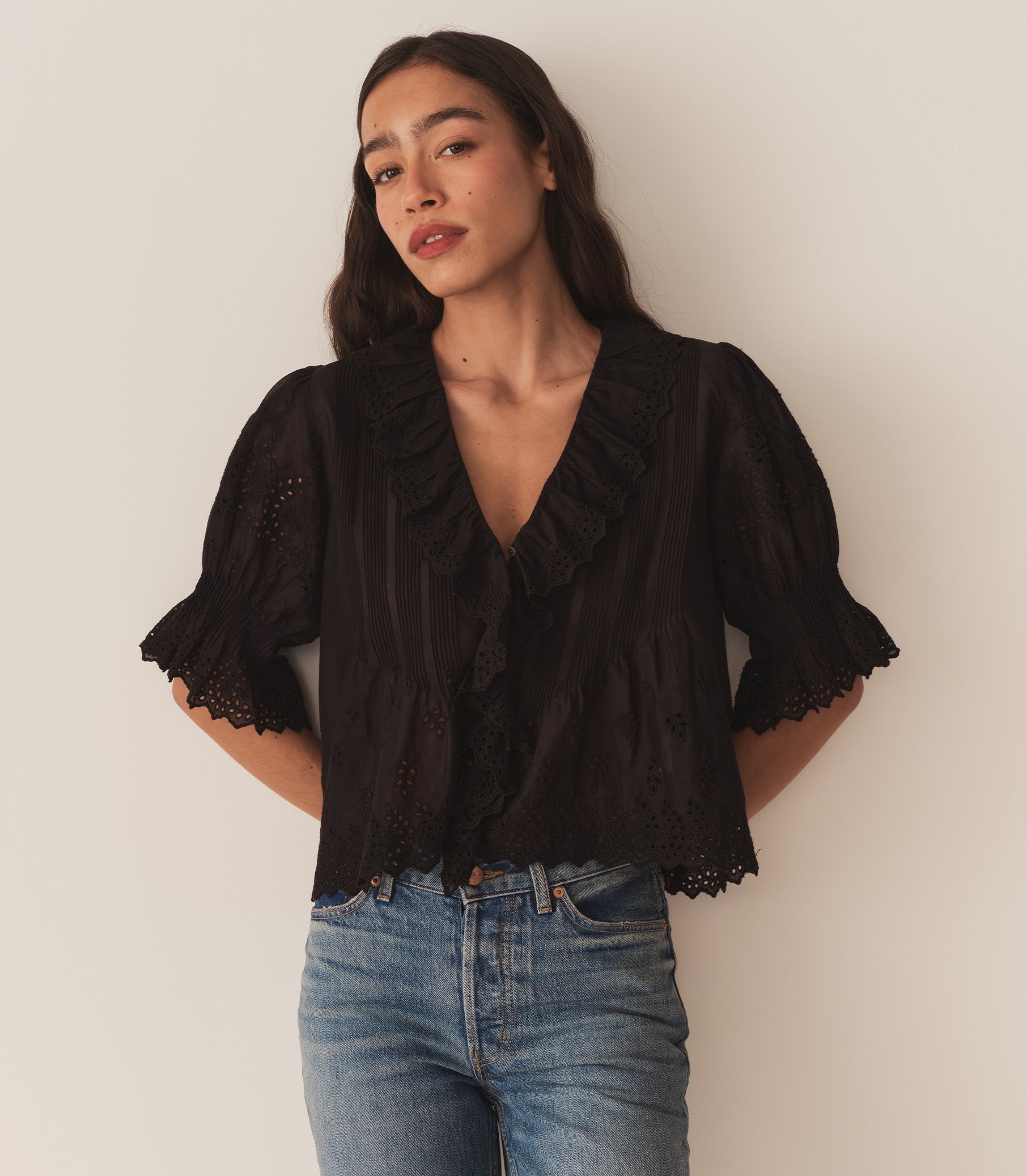 Henri Top -- Black Eyelet
