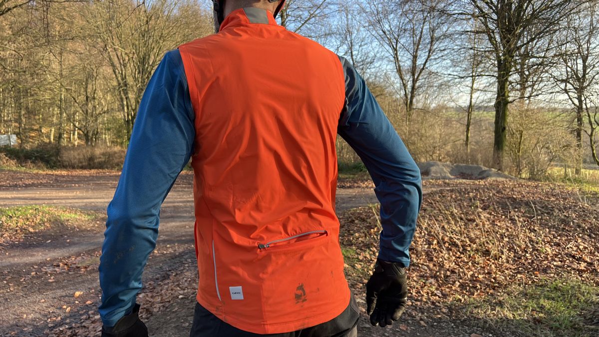 Giro Cascade Insulated Vest review fast riding Polartec protection