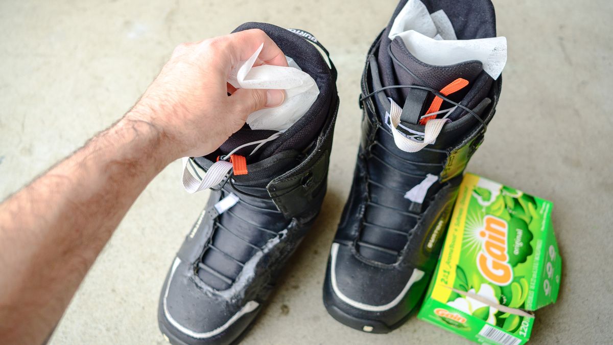 How to store your ski and snowboard gear in the offseason like a pro