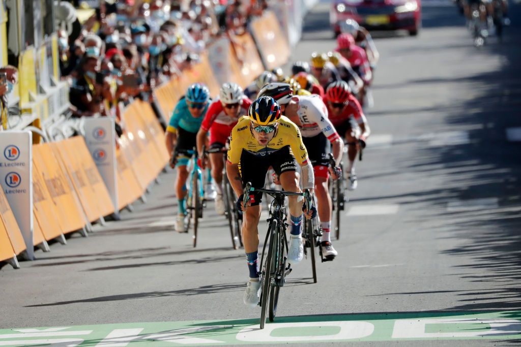 ORCIERES FRANCE SEPTEMBER 01 Sprint Arrival Primoz Roglic of Slovenia and Team Jumbo Visma Tadej Pogacar of Slovenia and UAE Team Emirates Guillaume Martin of France and Team Cofidis Solutions Credits during the 107th Tour de France 2020 Stage 4 a 1605km stage from Sisteron to OrcieresMerlette 1825m TDF2020 LeTour on September 01 2020 in Orcieres France Photo by Stephane Mahe PoolGetty Images